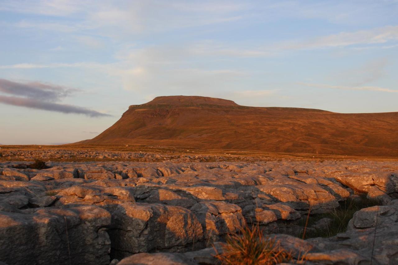 מלון אינגלטון Crina Bottom - Offgrid Mountain Escape In The Yorkshire Dales National Park מראה חיצוני תמונה